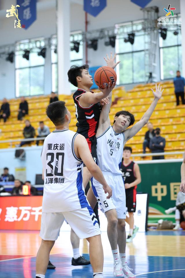 开云体育网页版登录入口-湖南男篮击败劲敌，喜迎胜利加冕