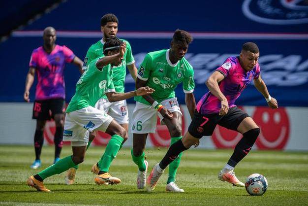 开云体育在线-包含里昂备战比赛，全队全力备战法国杯的词条