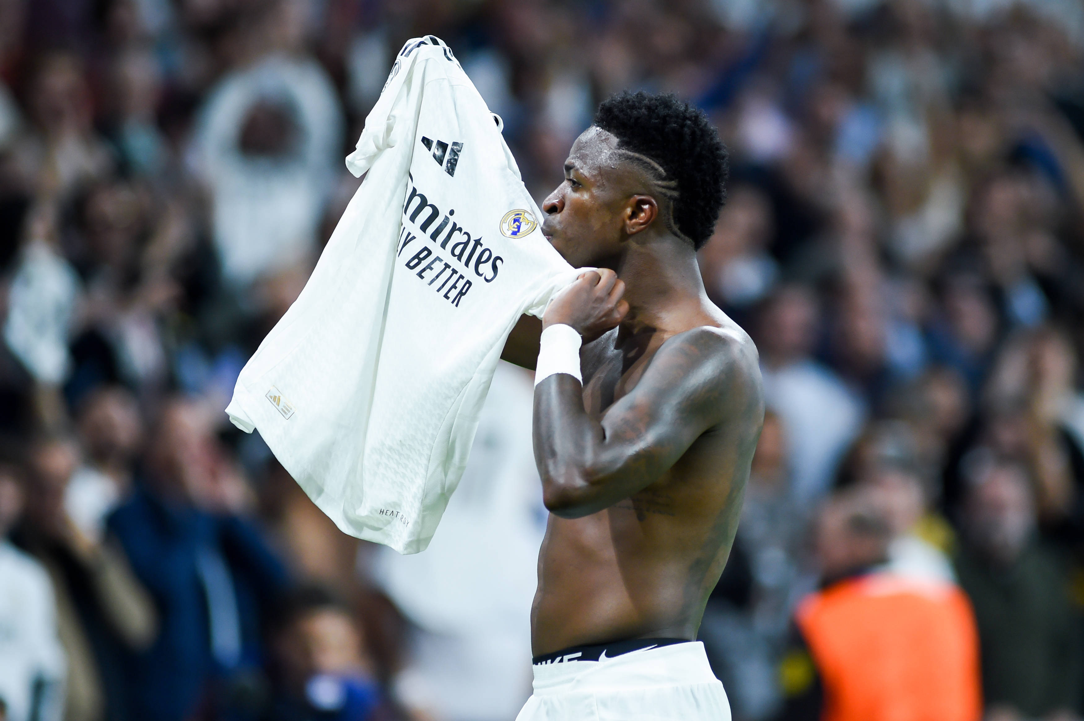 AC米兰客场大胜，取得重要三分的简单介绍