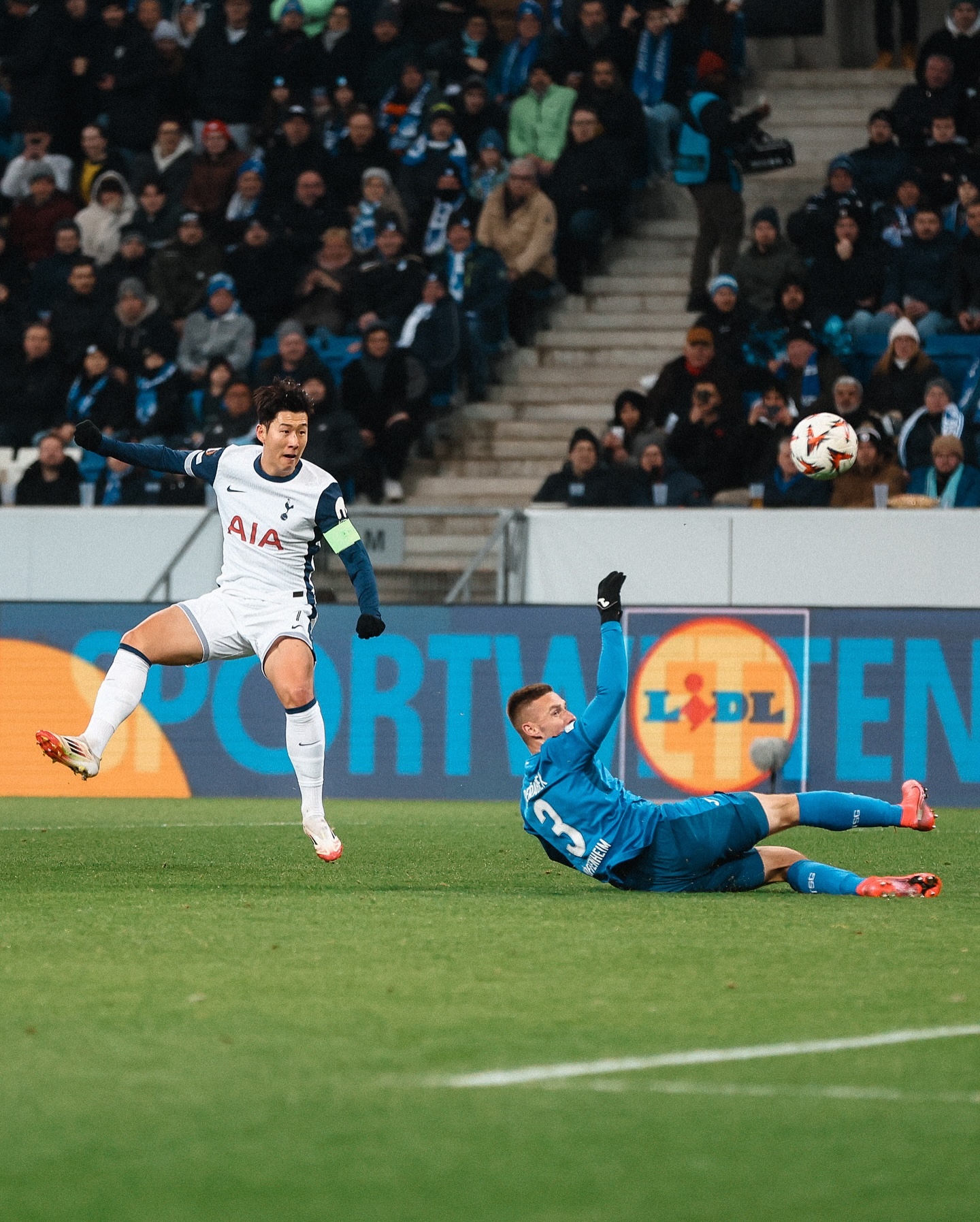 开云体育app-热刺大比分战胜对手，取得三分的简单介绍