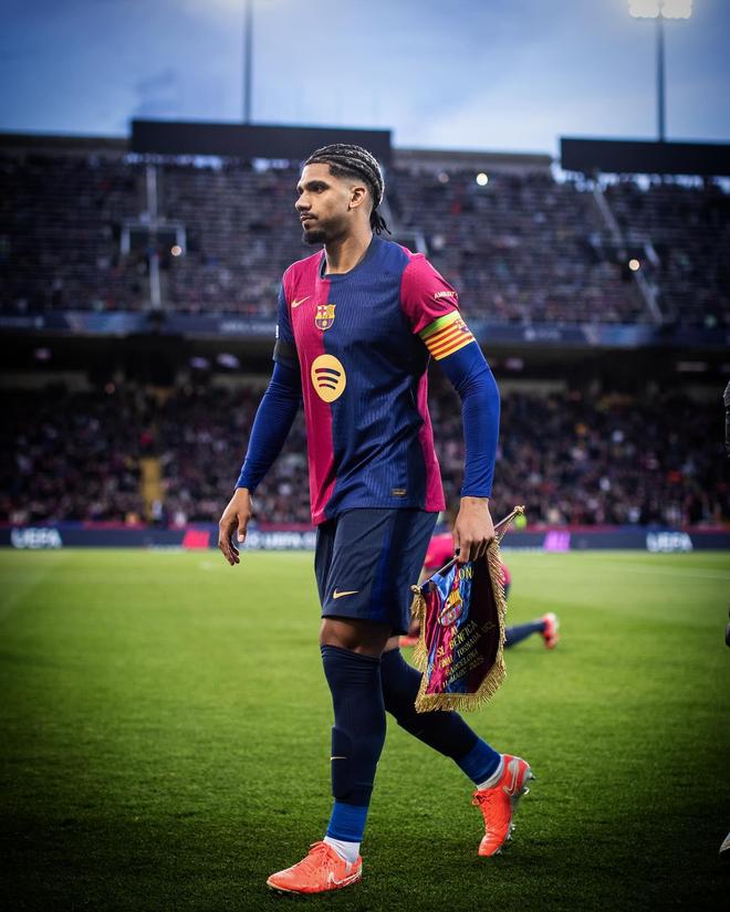 开云体育网页版-屈福特精英尽出，欧冠夺冠胜利已呼之欲出