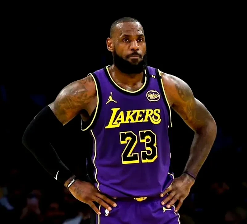 开云体育直播-快船主场失利，湖人继续领先