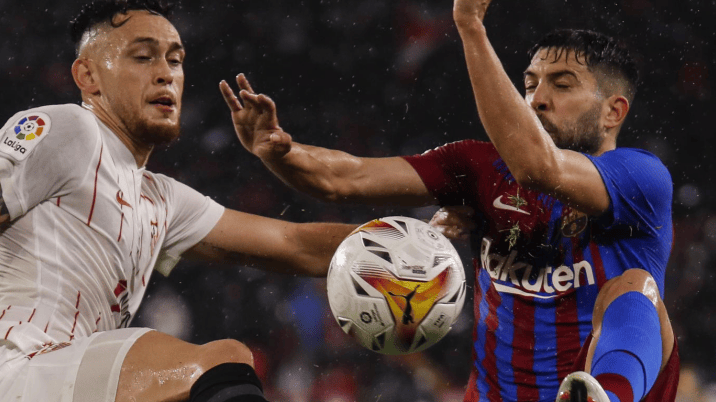 关于壮观对决：足球比赛上演绝地反击的信息