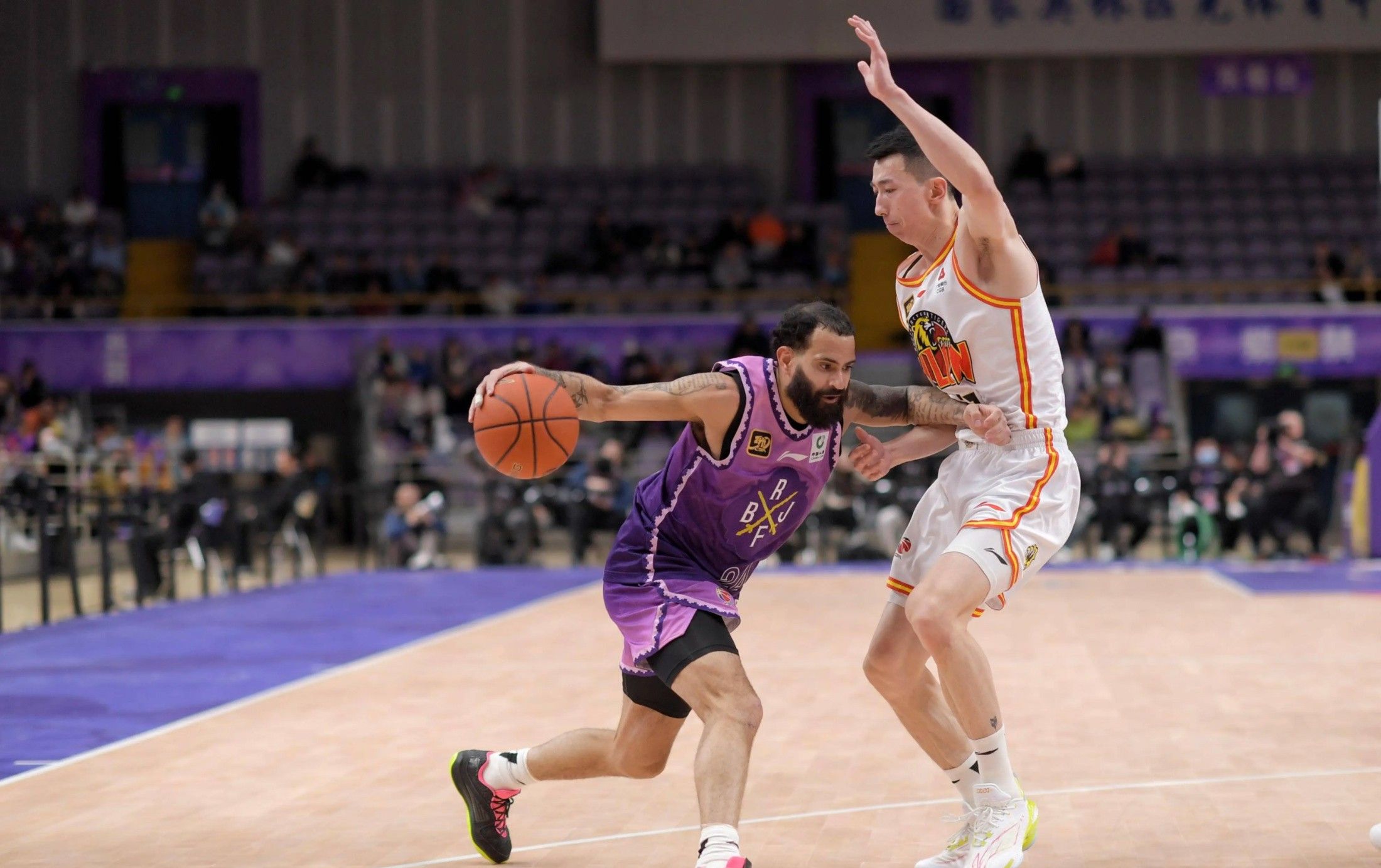 开云体育官方入口-北控男篮客场击败对手，取得关键胜利