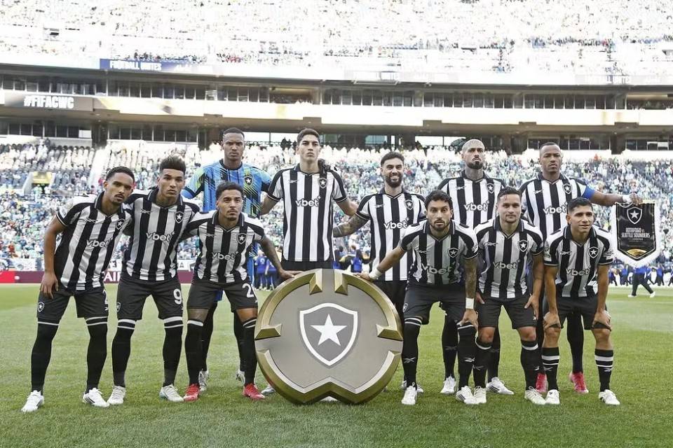 开云体育网站-打破传统，南美球队挑战欧洲豪门，将会有怎样的结局？