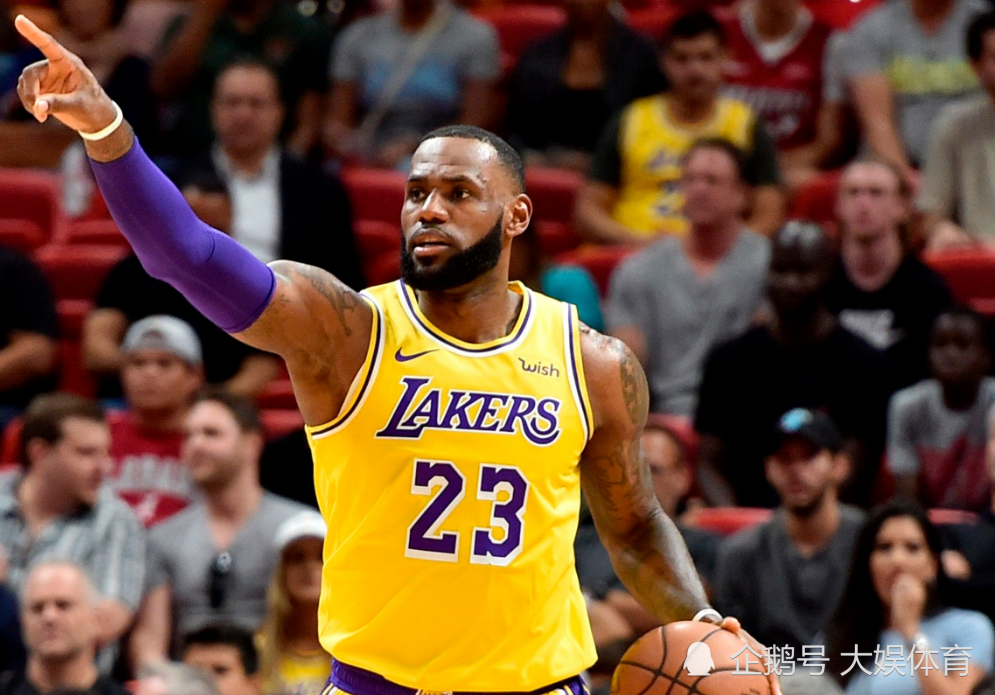 开云体育app下载-谢菲联新援表现出色，立即融入球队体系